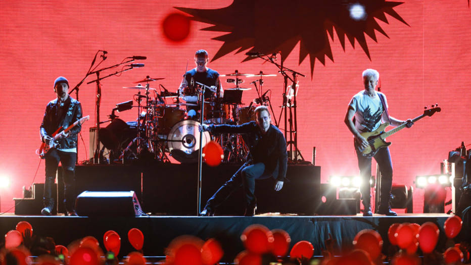 U2 Primeiro show da turnê JoshuaTree da banda U2, no Estádio do Morumbi, em São Paulo. Foto: Tiago Queiroz / Estadão